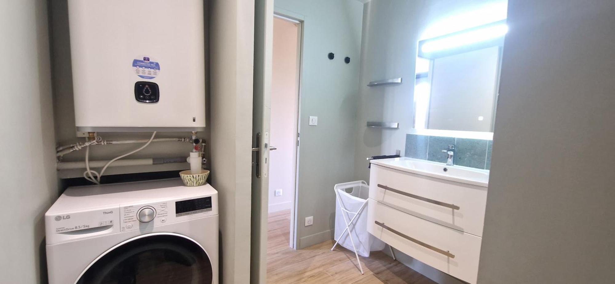 Appartement 2 Queenbed Parking Clim Wifi آيكس أومبروفينس المظهر الخارجي الصورة